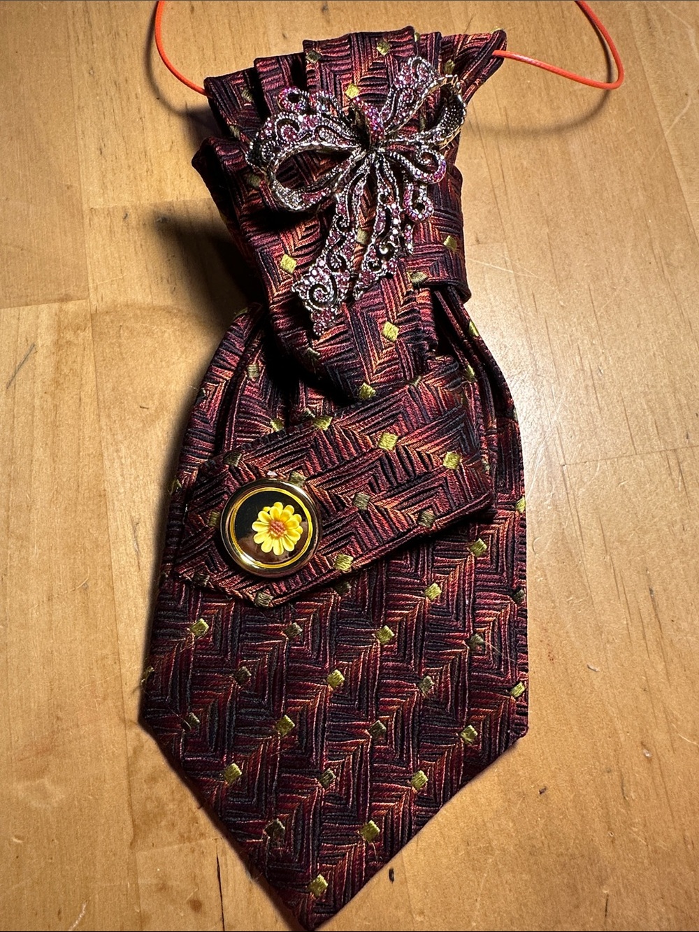 Ermenegildo Zegna Burgundy Necklace Tie with Bow Brooch